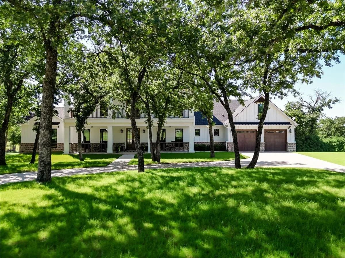 1340 Lacy Drive photograph 03