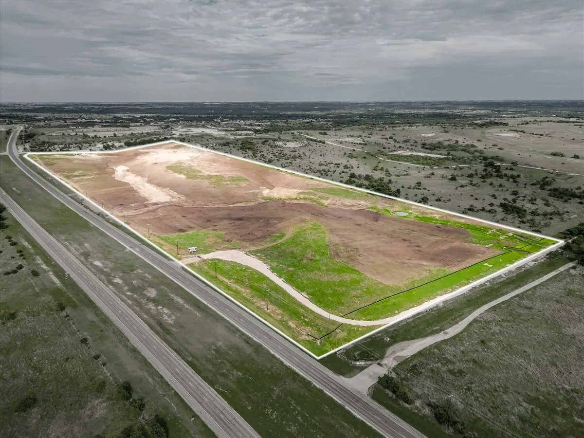 Lot 3 E Highway 377 photograph 02